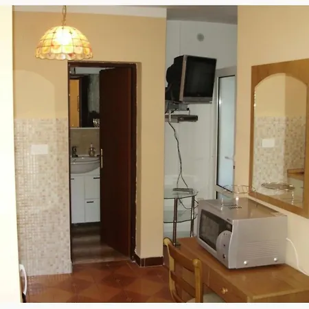 Apartment Nena Ap 3 Sweet 4 Osobe Seget Vranjica